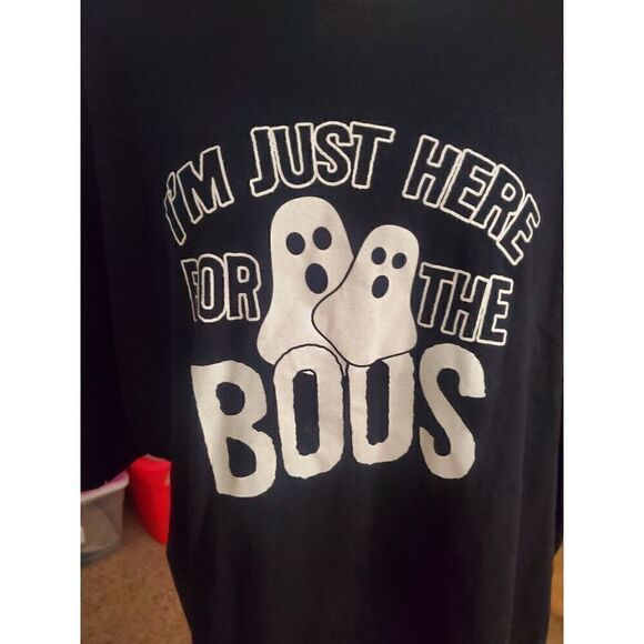NWOT IM JUST HERE FOR THE BOOS TSHIRT - Picture 2 of 2